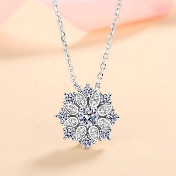 AZ354-X 925 sterling silver necklace women's Moissanite luxury diamond fashion pendant Jewelry - Image 5