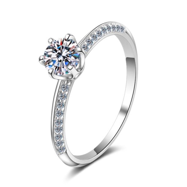 AZ135-J Jewelry Girlfriend 18K White Gold Arrogant Perfect Cut VVS1 D Color 0.5CT Moissanite Diamond Brilliant Gift for Women