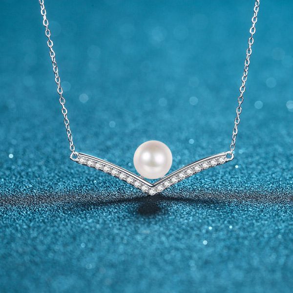AZ503-X Designer V Shaped PT950 Platinum Women's Necklace Moissanite Diamond Flawless Natural Freshwater Pearl Pendant for Birthday Gift - Image 5