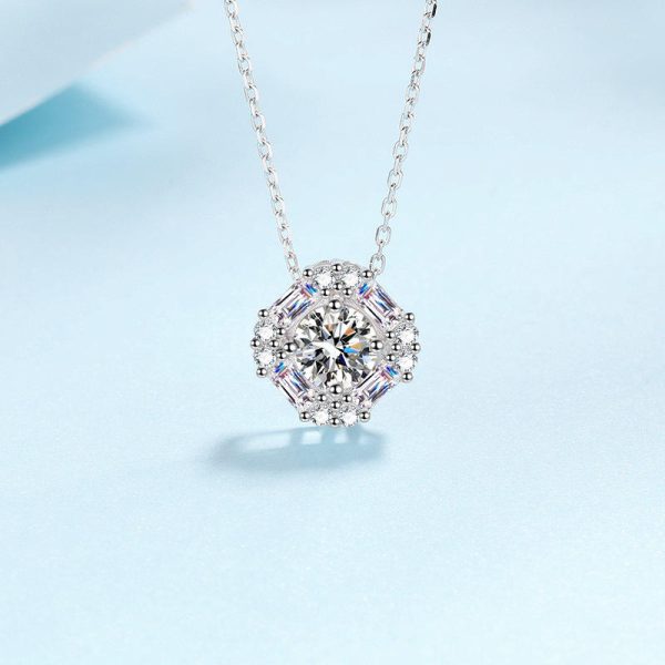 AZ748-X Luxury Square 1.62CT Moissanite Diamond Pendant Collarbone Chain Platinum Pt950 Necklace for Women Fine Jewelry Birthday Gift - Image 5