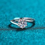 AZ231-J Designer Jewelry Have Mutual Affinity 18K White Gold VVS1 D Color 0.5/1CT Moissanite Female Rings Wedding Accessories for Women - Image 3