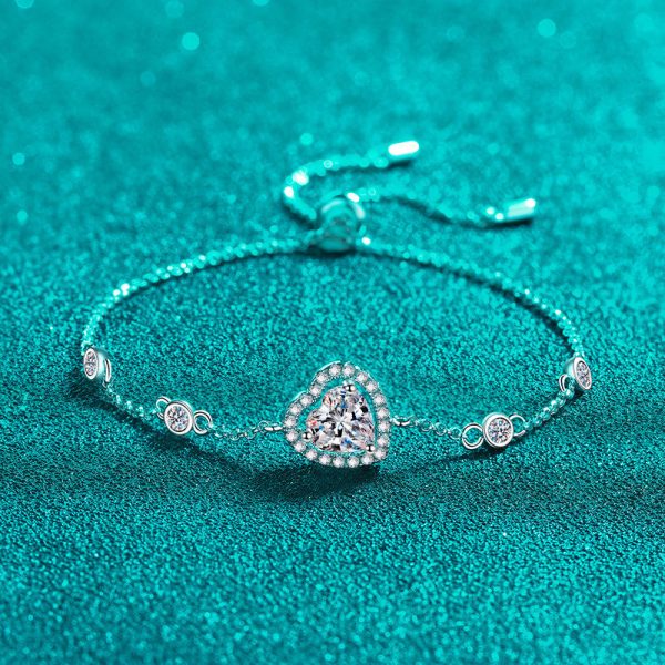 AZ922-S Luxury 1 Carat Blue Heart-shaped Moissanite Bracelet, Platinum PT950 Graceful Love Bangle Women's Accessory Wedding Jewelry Gift - Image 5