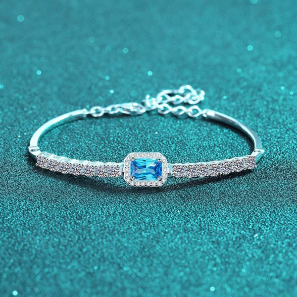 AZ986-S Exquisite PT950 Platinum Women's 2.4-carat rectangular chamfered edge row diamond blue color stone mossanite bracelet - Image 6