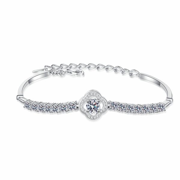 AZ989-S Fashion Trend Luxury Classic White Moissanite Design Clover Bracelet For Charm Women 925 Silver Party Jewelry Gift
