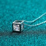 AZ193-X 925 Sterling Silver 1 Carat Moissanite Rubik's Cube Necklace Niche Design High Fashion Cute Girlfriend Souvenir Birthday Gift - Image 4