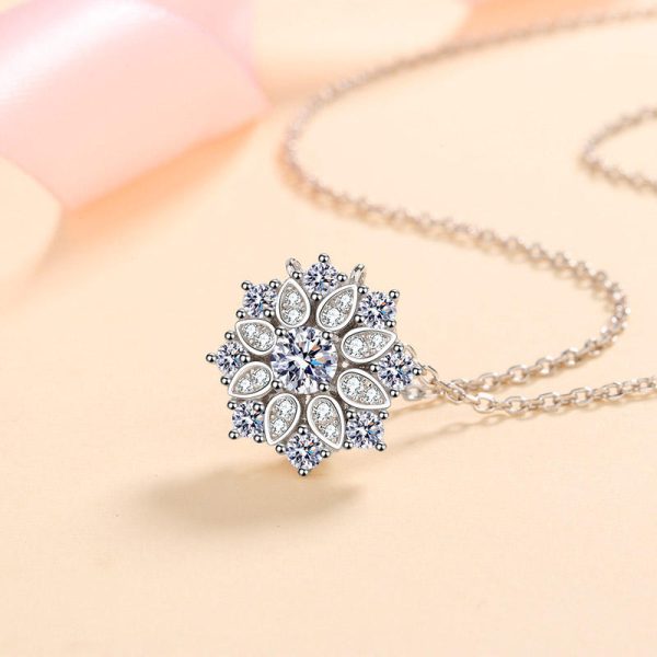 AZ354-X 925 sterling silver necklace women's Moissanite luxury diamond fashion pendant Jewelry - Image 4