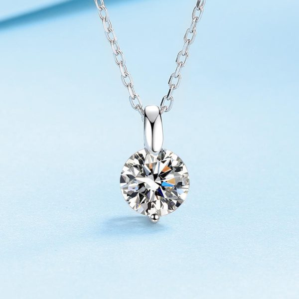 AZ422-X 18K platinum diamond pendant clavicle chain classic and simple 1 carat D color moissanite plated PT950 platinum necklace - Image 4