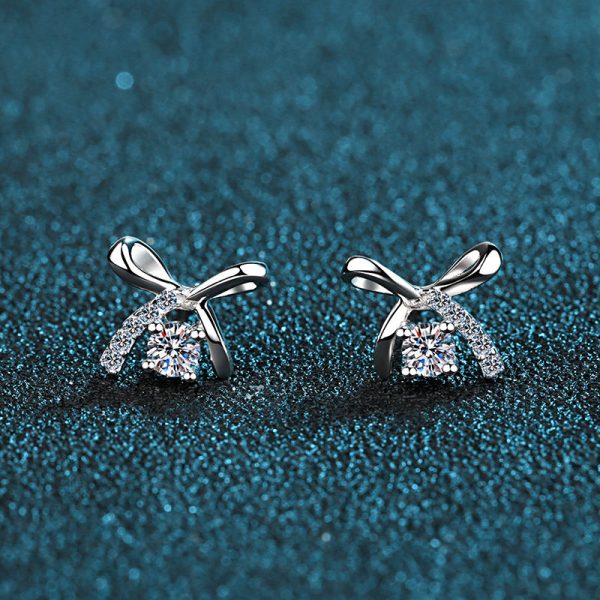 AZ083-E Moissanite Bow Stud Earrings 925 Sterling Silver Plated Pt950 Gold Four-claw Stud Earrings School Girl Wild Model - Image 5