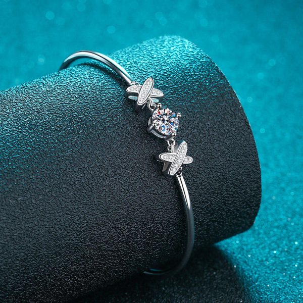 AZ444-S  1Ct GBA Certified S925 Sterling Silver Moissanite Butterfly Knot Charm Bracelet Korean Style Lightweight Free Gift Box for Woman - Image 5