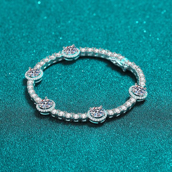 AZ664-S  Luxury Group Inlaid Moissanite 8.3/8.6/9.1Carat Buckle Bracelet, Unique Eye-catching Platinum PT950 Bracelet Female Fine Jewelry - Image 5
