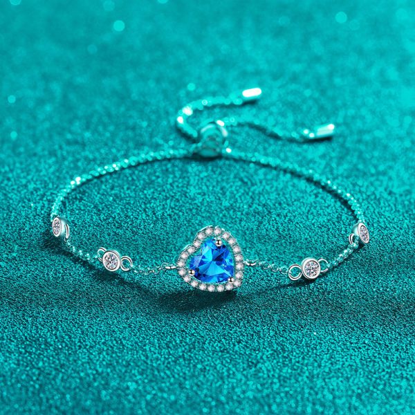 AZ922-S Luxury 1 Carat Blue Heart-shaped Moissanite Bracelet, Platinum PT950 Graceful Love Bangle Women's Accessory Wedding Jewelry Gift - Image 4