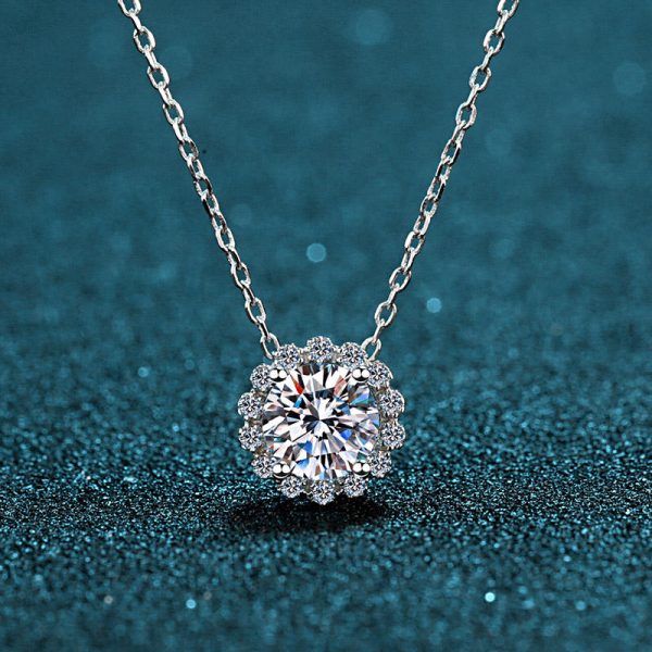 AZ058-X Fashion Trendy Luxury Classic Moissanite Diamond-set Moon Star Necklace Women 925 Silver Party Charms Jewelry Gift - Image 3