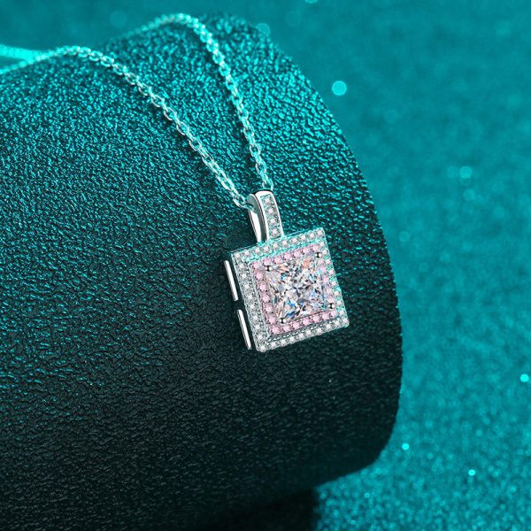 AZ807-X Fashion Trend Luxury Classic Moissanite Diamond-set 1ct Square Necklace Women 925 Silver Party Charms Jewelry Gift - Image 3