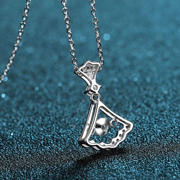 AZ094-X 0.3ct Premium Moissanite Necklace S925 Sterling Silver Petal Pendant Lock Bone Jewelry Women's Luxury Niche GBA Free Gift Box - Image 4