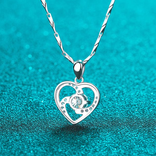 AZ216-X PT950 Female Heart-Shaped Lady Pendant Short Section Lockbone Chain Pendant Moissanite Diamond Necklace Factory Direct Wholesale - Image 4