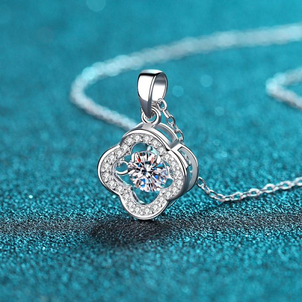AZ435-X 0.3CT Artisan Floral Hollow Pendant S925 Silver Moissanite Chain Necklace Minimalist Style GBA Certified Free Gift Box - Image 4