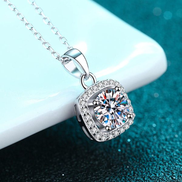 AZ427-X D VVS1 Moissanite Pandent Necklace for Women Sparkling Wedding Jewelry with GRA 925 Sterling Sliver Plated 18k Necklace - Image 5