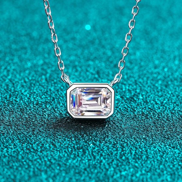 AZ696-X Fashion Trend Luxury Fine Simple Classic 1ct Moissanite Rectangle Necklace For Women 925 Silver Party Charm Jewelry - Image 3