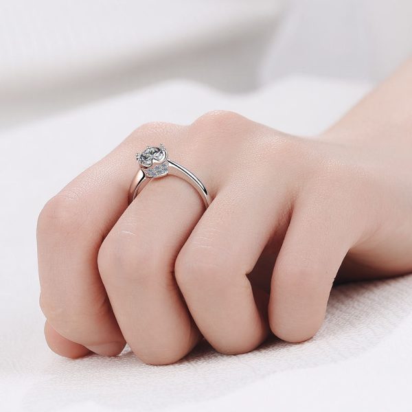 AZ017-J  D Color VVS1 EX Moissanite Ring 1ct Round Moissanite Diamond Solitaire Engagement 925 Plated Sterling Silver Ring - Image 2