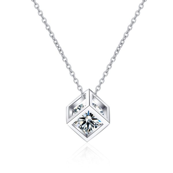 AZ193-X 925 Sterling Silver 1 Carat Moissanite Rubik's Cube Necklace Niche Design High Fashion Cute Girlfriend Souvenir Birthday Gift