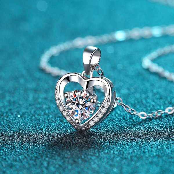 AZ385-X Certified GRA Moissanite Heart Necklace 1.0ct Women Gemstone S925 Silver Pendant Wedding Valentine's Day Gift Wholesale - Image 4