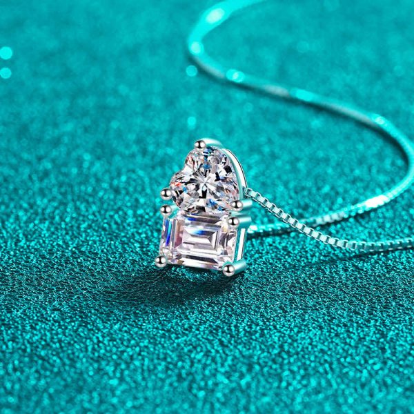 AZ805-X S925 Sterling Silver Simple Heart Square 2CT D-Color Moissanite Diamond Necklace Wedding for Women's Party Jewelry - Image 4