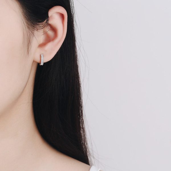 AZ309-E S925 silver earrings for women D color moissanite earrings simulated diamond ear hooks small fresh ear jewelry - Image 2