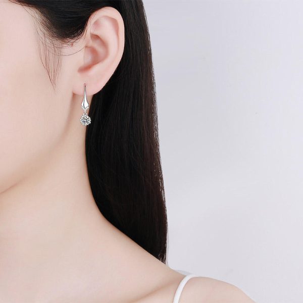 AZ428-E 925 silver moissanite earrings fashionable flower style shining gorgeous jewelry gift suitable for wedding mother's day - Image 2