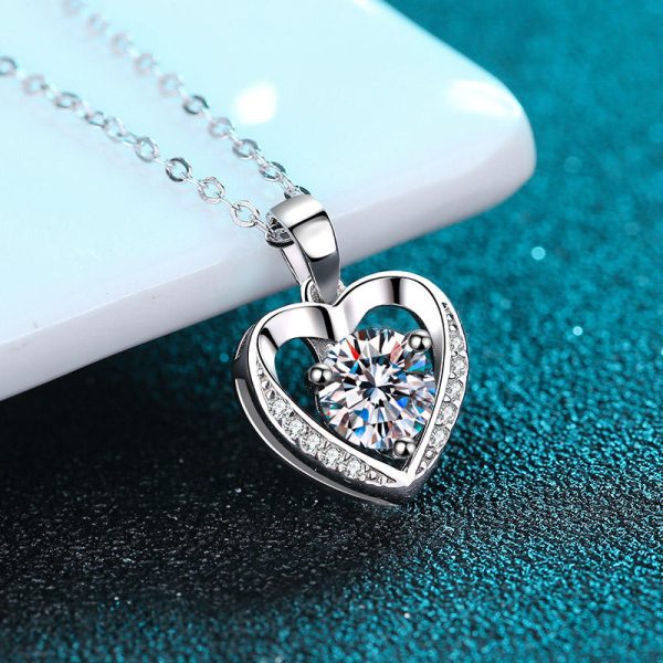 AZ385-X Certified GRA Moissanite Heart Necklace 1.0ct Women Gemstone S925 Silver Pendant Wedding Valentine's Day Gift Wholesale - Image 3