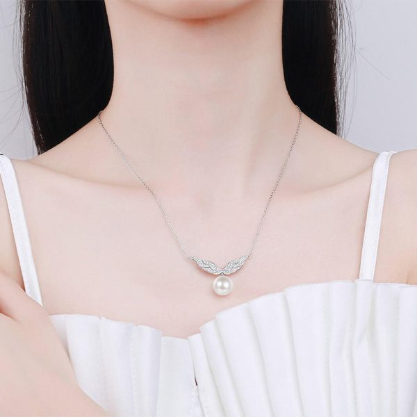 AZ520-X Cupid Heart Necklace Women's Light Luxury Romantic Angel Wings Collar Chain Moissanite Pearl Pendant female Engagement Gift - Image 2