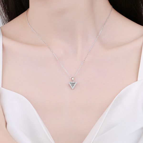 AZ651-X MoisaLuxe Official Store Moissanite Plata Sterling 925 Silver ITriangular Inlaid Moissanite Pendant Necklace For Women Jewelry - Image 2