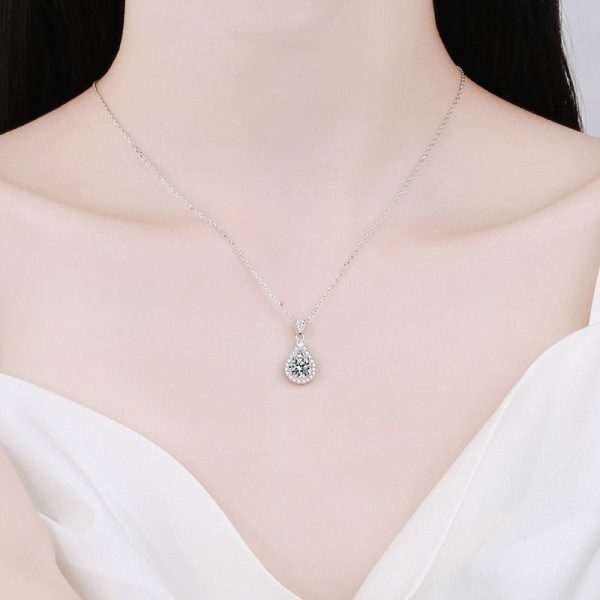AZ669-X Fashion Trendy Luxury Classic Moissanite Diamond-set Waterdrop Necklace Women 925 Silver Party Charms Jewelry Gift - Image 2