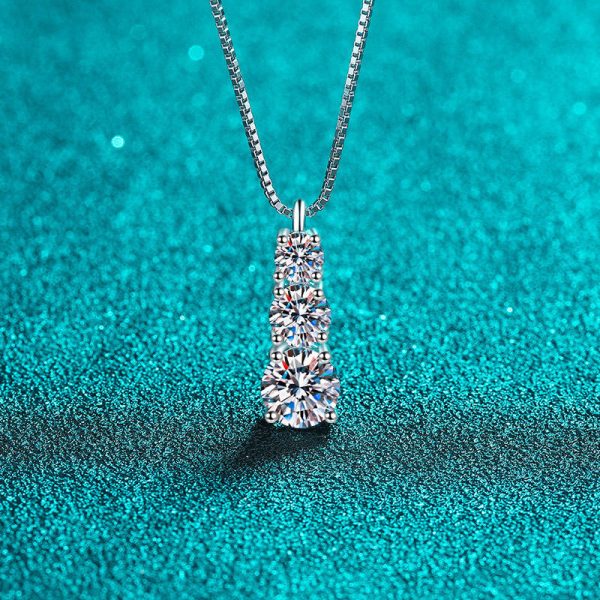 AZ719-X 1.8 Carat 3 Stone Blue Green White Color Moissanite Pendant Necklkace For Charm Lady With Certificate Silver 925 Jewelry Gift - Image 3