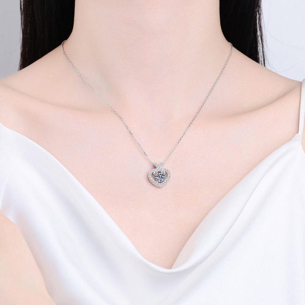 AZ798-X Fashion Trend Luxury Classic Moissanite Diamond-set Lock Heart Necklace Women 925 Silver Party Charms Jewelry Gift - Image 2