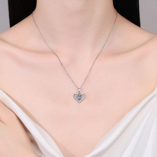 AZ868-X 18K White Gold Platinum Pt950 1 Carat Moissanite Necklace for Women Love Heart Pendant Luxury Collarbone Chain for Girlfriend - Image 2