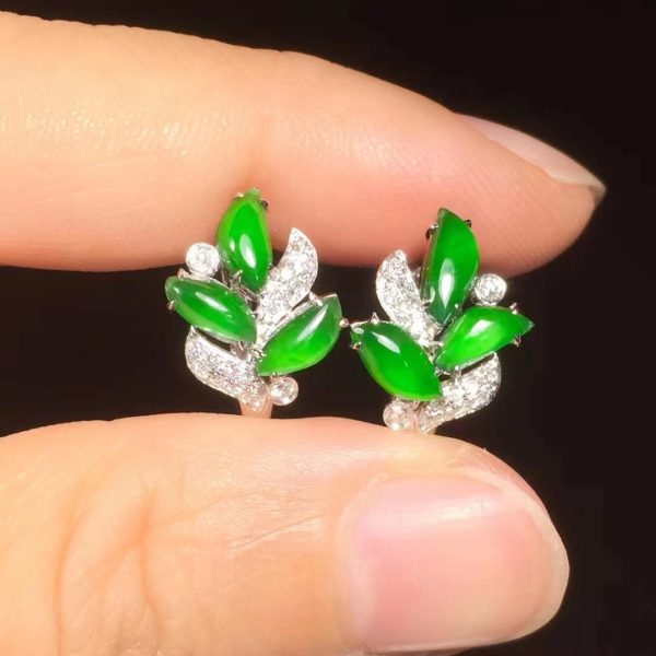 Natural Jadeite earrings for women exquisite and elegant suitable for daily wear light luxury high-end jewelry - Image 2