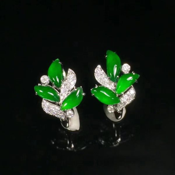 Natural Jadeite earrings for women exquisite and elegant suitable for daily wear light luxury high-end jewelry