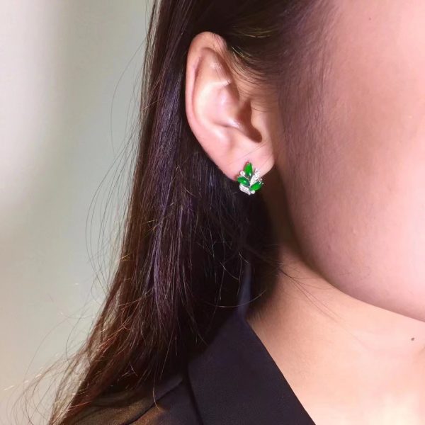 Natural Jadeite earrings for women exquisite and elegant suitable for daily wear light luxury high-end jewelry - Image 5