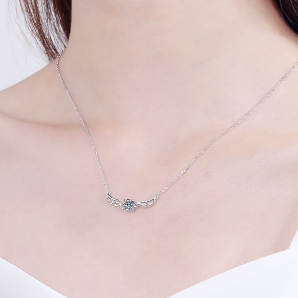 AZ089-X 18K White Gold Platinum PT950 0.5ct Moissanite Pendant Necklaces for Women Jewelry Custom Engraving Option - Image 2