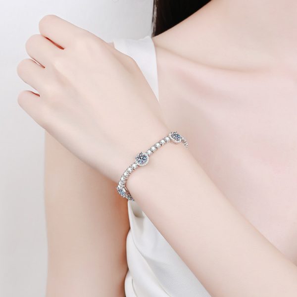 AZ664-S  Luxury Group Inlaid Moissanite 8.3/8.6/9.1Carat Buckle Bracelet, Unique Eye-catching Platinum PT950 Bracelet Female Fine Jewelry - Image 2
