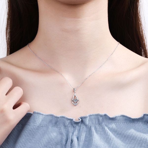 AZ041-X Designer Platinum PT950 Moissanite Necklace for Exquisite Women 0.5ct Dcolor Pendant Jewelry Wedding Sparkling Round Cut Diamond - Image 2