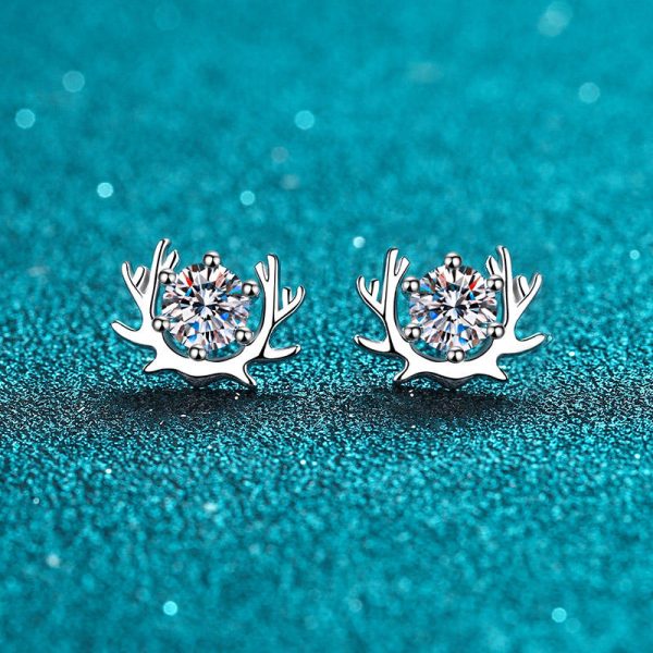 AZ464-E The women's earrings have your pt950 platinum simple moissanite stud along the way - Image 5