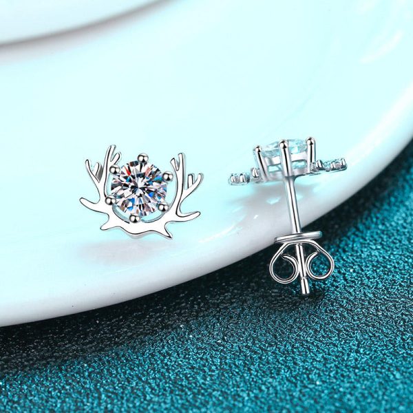 AZ464-E The women's earrings have your pt950 platinum simple moissanite stud along the way - Image 3