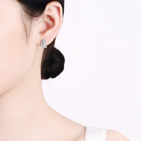 AZ462-E PT950 platinum rectangular earrings set with Moisson studs simple source direct supply - Image 2